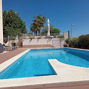Sky - Beautiful Rooftop With Shared Pool Split